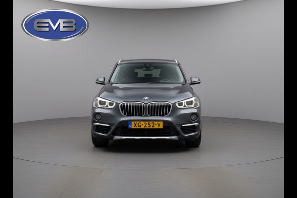 BMW X1 SDrive20i AUTOMAAT 192 pk Orange Sport Edition, lederen sportinterieur,stoelverwarming, elect achterklep, NL auto met nap