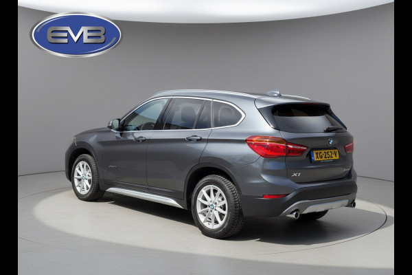 BMW X1 SDrive20i AUTOMAAT 192 pk Orange Sport Edition, lederen sportinterieur,stoelverwarming, elect achterklep, NL auto met nap