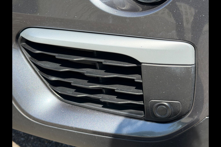 BMW X1 SDrive20i AUTOMAAT 192 pk Orange Sport Edition, lederen sportinterieur,stoelverwarming, elect achterklep, NL auto met nap