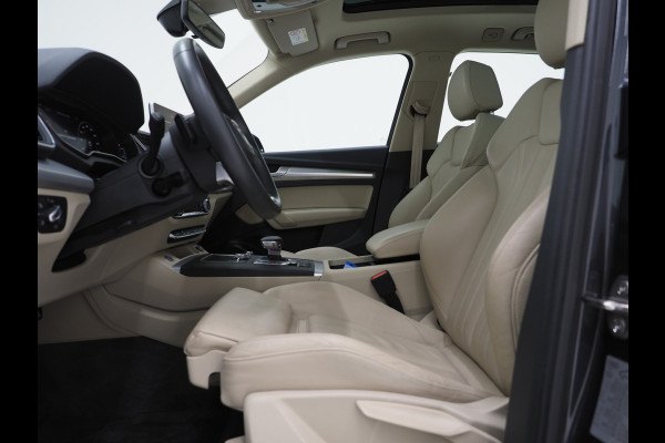 Audi Q5 50 TFSI e quattro | Panoramadak | Leder | Adaptive Cruise | Camera | Virtual | Dodehoek | DAB | Carplay