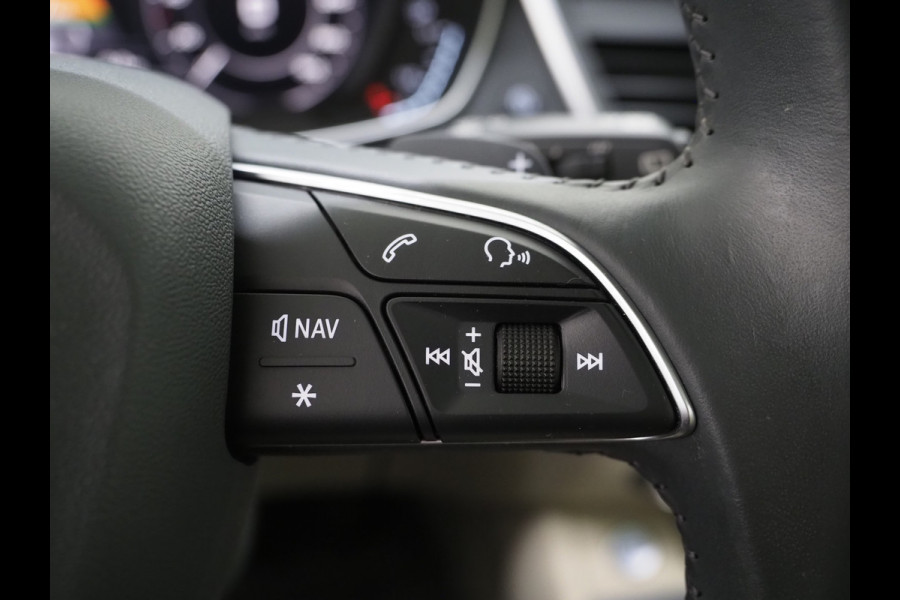 Audi Q5 50 TFSI e quattro | Panoramadak | Leder | Adaptive Cruise | Camera | Virtual | Dodehoek | DAB | Carplay