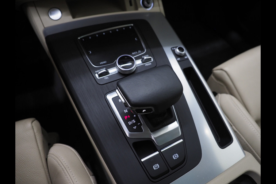 Audi Q5 50 TFSI e quattro | Panoramadak | Leder | Adaptive Cruise | Camera | Virtual | Dodehoek | DAB | Carplay