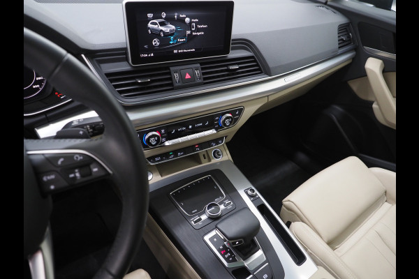 Audi Q5 50 TFSI e quattro | Panoramadak | Leder | Adaptive Cruise | Camera | Virtual | Dodehoek | DAB | Carplay