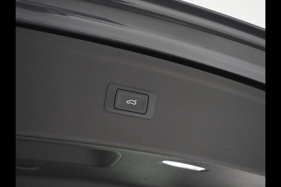 Audi Q5 50 TFSI e quattro | Panoramadak | Leder | Adaptive Cruise | Camera | Virtual | Dodehoek | DAB | Carplay