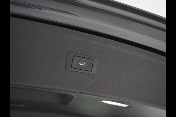 Audi Q5 50 TFSI e quattro | Panoramadak | Leder | Adaptive Cruise | Camera | Virtual | Dodehoek | DAB | Carplay