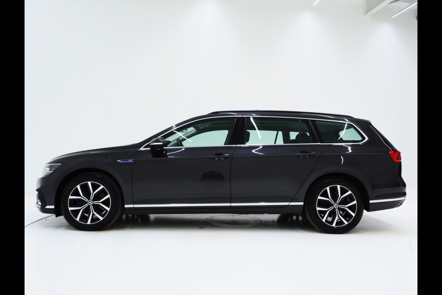 Volkswagen Passat Variant 1.4 TSI PHEV GTE | Panoramadak | Massage | HUD | 360 | Keyless | Adaptive Cruise | Virtual | Carplay