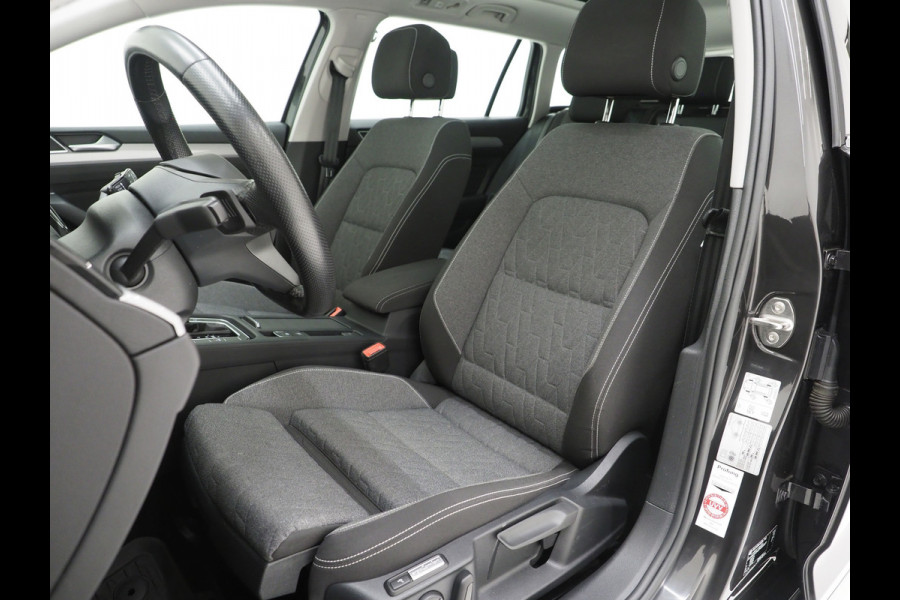 Volkswagen Passat Variant 1.4 TSI PHEV GTE | Panoramadak | Massage | HUD | 360 | Keyless | Adaptive Cruise | Virtual | Carplay