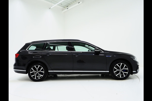 Volkswagen Passat Variant 1.4 TSI PHEV GTE | Panoramadak | Massage | HUD | 360 | Keyless | Adaptive Cruise | Virtual | Carplay