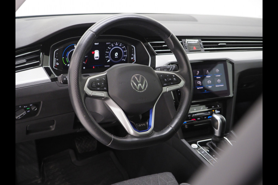 Volkswagen Passat Variant 1.4 TSI PHEV GTE | Panoramadak | Massage | HUD | 360 | Keyless | Adaptive Cruise | Virtual | Carplay