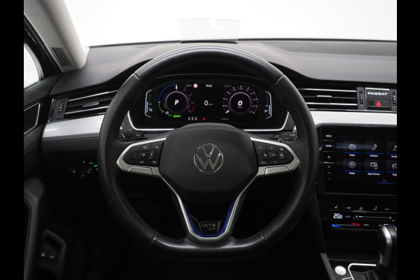 Volkswagen Passat Variant 1.4 TSI PHEV GTE | Panoramadak | Massage | HUD | 360 | Keyless | Adaptive Cruise | Virtual | Carplay