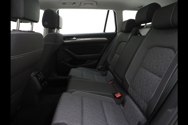 Volkswagen Passat Variant 1.4 TSI PHEV GTE | Panoramadak | Massage | HUD | 360 | Keyless | Adaptive Cruise | Virtual | Carplay