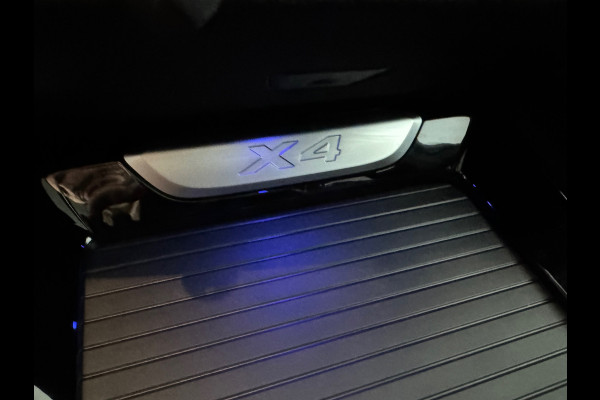 BMW X4 XDrive30i High Executive M Sport Pano|Memory|HuD|Sfeer