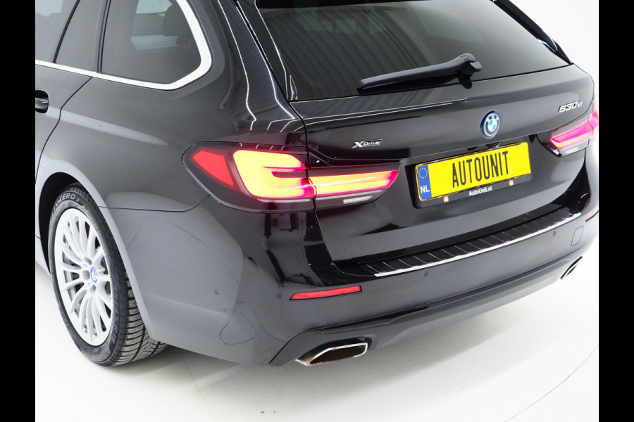 BMW 5 Serie Touring 530e xDrive | LED Grille | Trekhaak | Leder | Adaptive Cruise | HUD | Keyless | Camera | Carplay