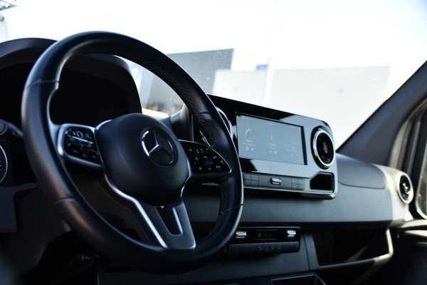 Mercedes-Benz Sprinter 319 V6 3.0 CDI L2H2 DC PB Edition Cruise, 360 Camera, Carplay, LED, 190pk, Virtual, Geveerde stoel, NAVI, Automaat, Uniek!