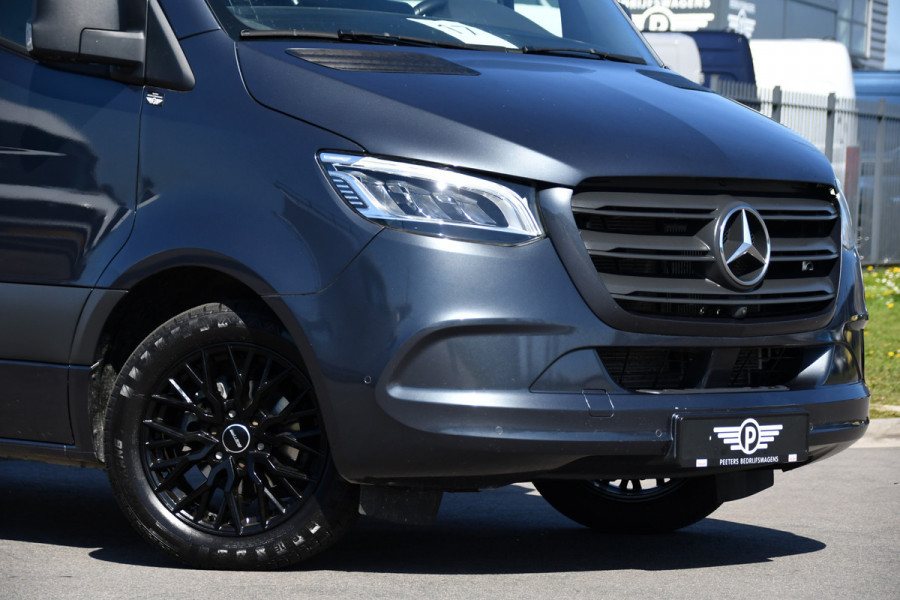 Mercedes-Benz Sprinter 319 V6 3.0 CDI L2H2 DC PB Edition Cruise, 360 Camera, Carplay, LED, 190pk, Virtual, Geveerde stoel, NAVI, Automaat, Uniek!