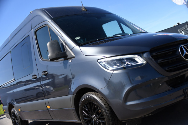 Mercedes-Benz Sprinter 319 V6 3.0 CDI L2H2 DC PB Edition Cruise, 360 Camera, Carplay, LED, 190pk, Virtual, Geveerde stoel, NAVI, Automaat, Uniek!