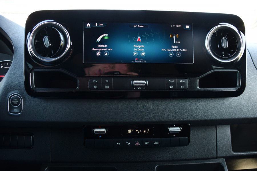 Mercedes-Benz Sprinter 319 V6 3.0 CDI L2H2 DC PB Edition Cruise, 360 Camera, Carplay, LED, 190pk, Virtual, Geveerde stoel, NAVI, Automaat, Uniek!