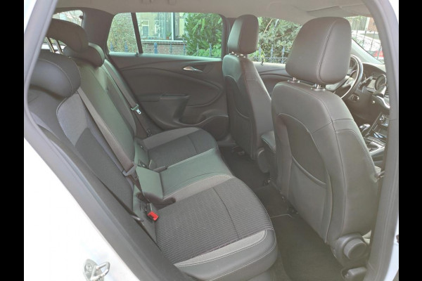 Opel Astra Sports Tourer 1.2 Design & Tech NL-AUTO | TREKHAAK | CAMERA | NAVI