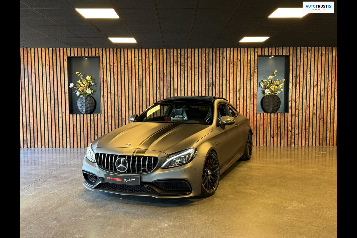 Mercedes-Benz C-Klasse Coupé AMG 63 S / Carbon / Burmester / Memory / Pano / Performance stoelen / Designo / Camera