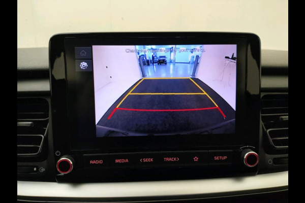 Kia Stonic 1.0 T-GDi MHEV DynamicLine NL-AUTO | CARPLAY | ANDROID AUTO | CAMERA