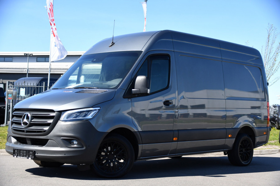 Mercedes-Benz Sprinter 319 V6 3.0 CDI L2H2 PB Edition MARGE! Adaptieve Cruise, Camera, Carplay, 190pk, LED, Stoelverwarming, Multimedia, Automaat, Uniek!
