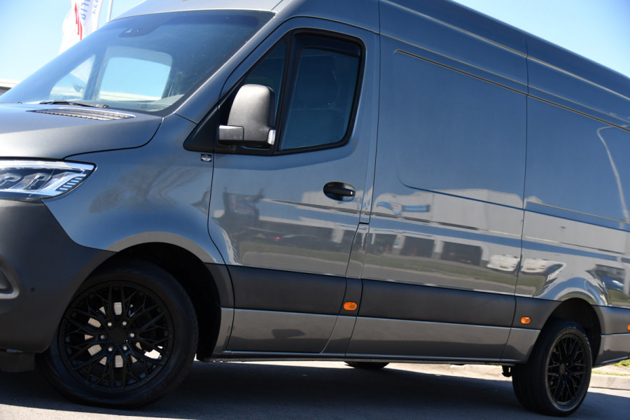 Mercedes-Benz Sprinter 319 V6 3.0 CDI L2H2 PB Edition MARGE! Adaptieve Cruise, Camera, Carplay, 190pk, LED, Stoelverwarming, Multimedia, Automaat, Uniek!