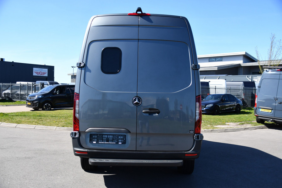 Mercedes-Benz Sprinter 319 V6 3.0 CDI L2H2 PB Edition MARGE! Adaptieve Cruise, Camera, Carplay, 190pk, LED, Stoelverwarming, Multimedia, Automaat, Uniek!