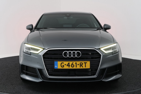 Audi A3 Limousine 35 TFSI CoD Advance Sport Automaat (VIRTUAL COCKPIT, STOELVERWARMING, ADAPTIVE CRUISE, PARKEERSENSOREN)