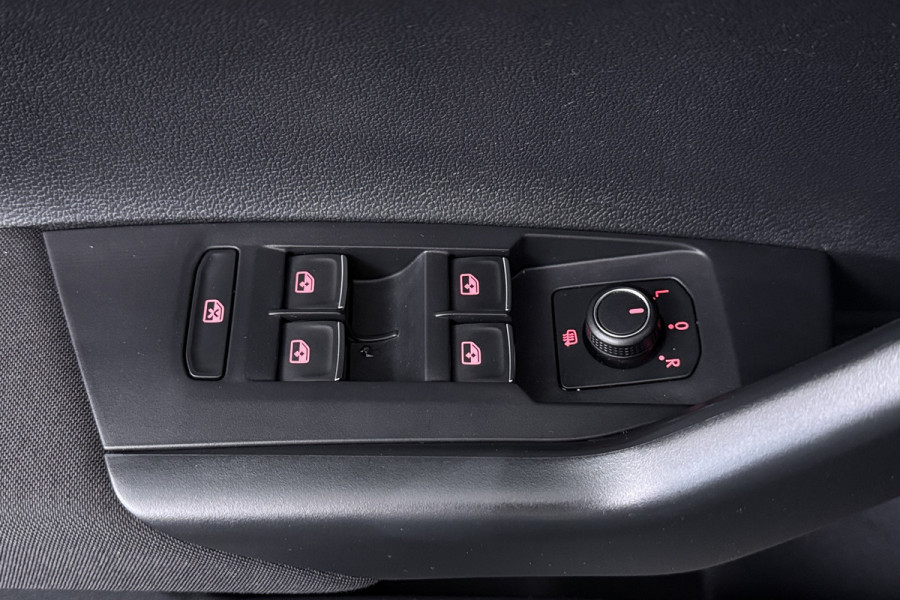 Volkswagen Polo 1.0 TSI Beats (NAVIGATIE, CARPLAY, STUURBEDIENING, LM VELGEN)