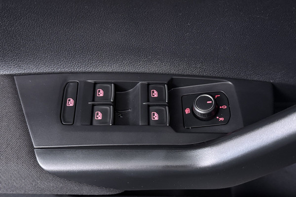 Volkswagen Polo 1.0 TSI Beats (NAVIGATIE, CARPLAY, STUURBEDIENING, LM VELGEN)