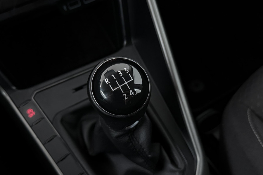 Volkswagen Polo 1.0 TSI Beats (NAVIGATIE, CARPLAY, STUURBEDIENING, LM VELGEN)