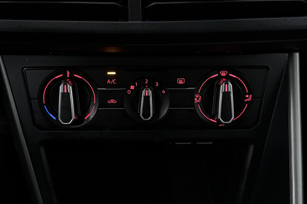 Volkswagen Polo 1.0 TSI Beats (NAVIGATIE, CARPLAY, STUURBEDIENING, LM VELGEN)