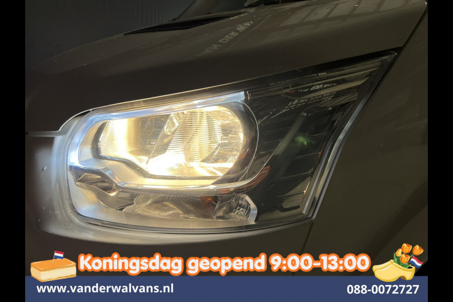 Ford Transit 2.0 TDCI 131pk L3H2 Euro6 Airco | Camera | Navigatie | Apple Carplay | LED | Cruisecontrol Parkeersensoren, Stoelverwarming, Verwarmde voorruit, Bijrijdersbank, 2500kg trekvermogen