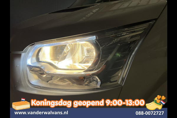 Ford Transit 2.0 TDCI 131pk L3H2 Euro6 Airco | Camera | Navigatie | Apple Carplay | LED | Cruisecontrol Parkeersensoren, Stoelverwarming, Verwarmde voorruit, Bijrijdersbank, 2500kg trekvermogen