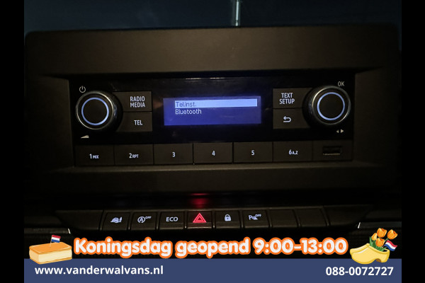 Nissan Primastar 2.0 dCi 131pk L2H1 Euro6 Airco | LED | Cruisecontrol | 2500kg Trekhaak | Parkeersensoren Bijrijdersbank