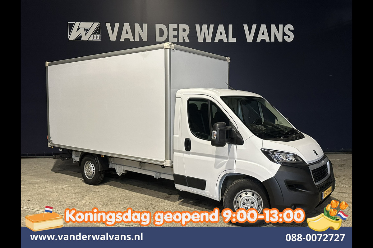 Peugeot Boxer 2.2 BlueHDi 165pk Bakwagen 434cm Lang Laadklep Fabrieksgarantie Euro6 Airco | Camera | Cruisecontrol Bijrijdersbank.