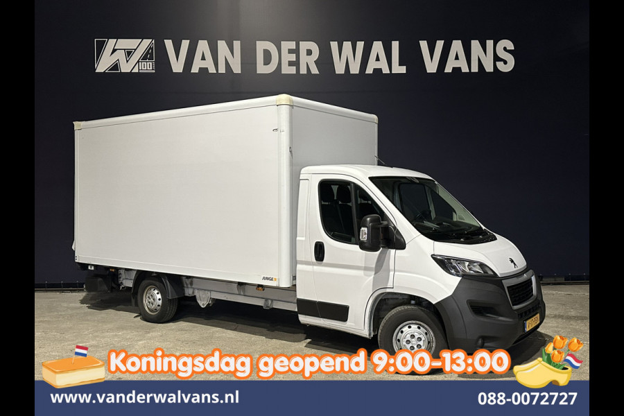 Peugeot Boxer 2.2 BlueHDi 141pk Bakwagen 436cm Lang Laadklep Euro6 Airco | Cruisecontrol | 1055kg laadvermogen Bijrijdersbank