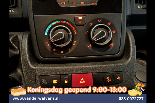 Peugeot Boxer 2.2 BlueHDi 141pk Bakwagen 436cm Lang Laadklep Euro6 Airco | Cruisecontrol | 1055kg laadvermogen Bijrijdersbank