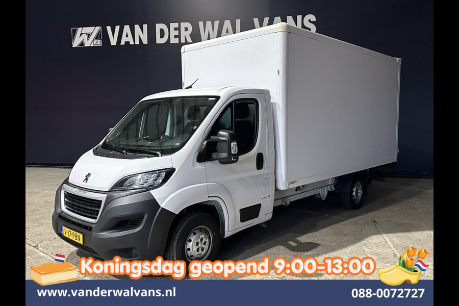 Peugeot Boxer 2.2 BlueHDi 141pk Bakwagen 436cm Lang Laadklep Euro6 Airco | Cruisecontrol | 1055kg laadvermogen Bijrijdersbank