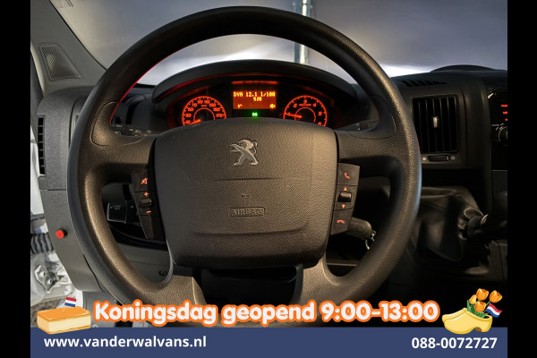 Peugeot Boxer 2.2 BlueHDi 141pk Bakwagen 436cm Lang Laadklep Euro6 Airco | Cruisecontrol | 1055kg laadvermogen Bijrijdersbank