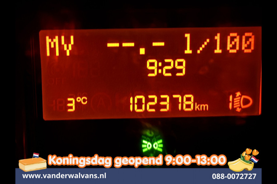 Peugeot Boxer 2.2 BlueHDi 141pk Bakwagen 436cm Lang Laadklep Euro6 Airco | Cruisecontrol | 1055kg laadvermogen Bijrijdersbank