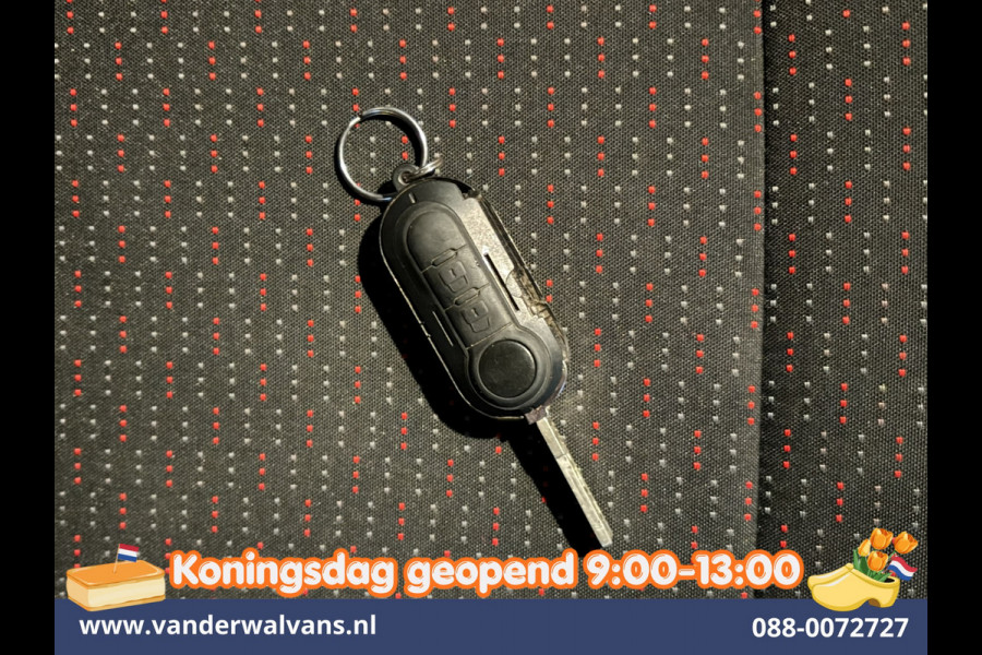 Peugeot Boxer 2.2 BlueHDi 141pk Bakwagen 436cm Lang Laadklep Euro6 Airco | Cruisecontrol | 1055kg laadvermogen Bijrijdersbank