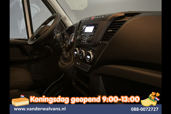 Iveco Daily 35S16 2.3 157pk L3H2 Euro6 Airco | Parkeersensoren | 3500kg trekvermogen Bijrijdersbank