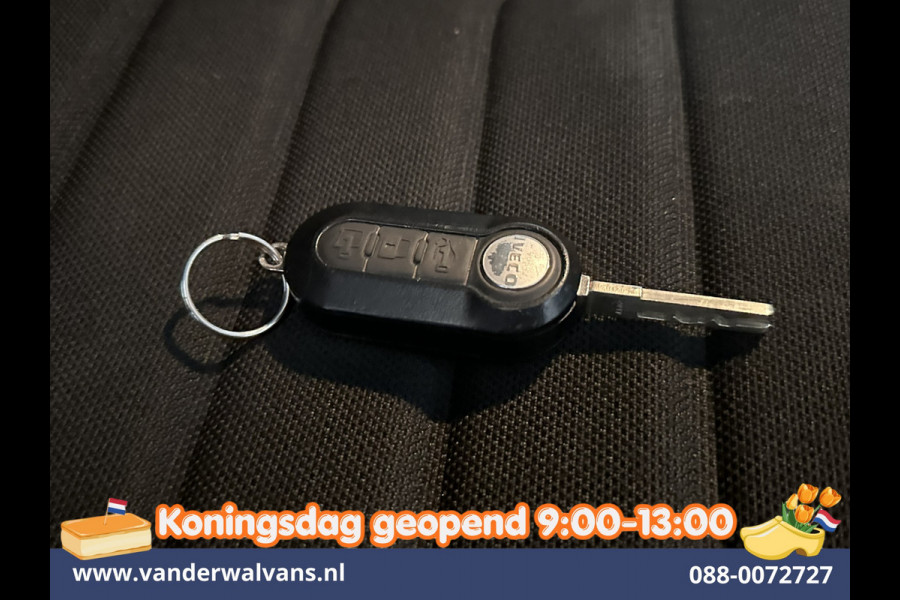 Iveco Daily 35S16 2.3 157pk L3H2 Euro6 Airco | Parkeersensoren | 3500kg trekvermogen Bijrijdersbank
