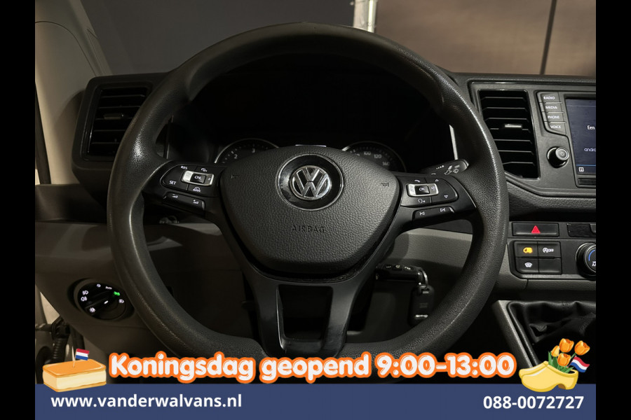 Volkswagen Crafter 2.0 TDI 141pk L3H3 L2H2 Inrichting Euro6 Airco | Camera | Apple Carplay | 3000kg Trekhaak | Cruisecontrol Android Auto, Chauffeursstoel, Parkeersensoren