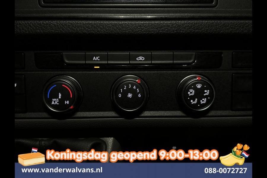 Volkswagen Crafter 2.0 TDI 141pk L3H3 L2H2 Inrichting Euro6 Airco | Camera | Apple Carplay | 3000kg Trekhaak | Cruisecontrol Android Auto, Chauffeursstoel, Parkeersensoren