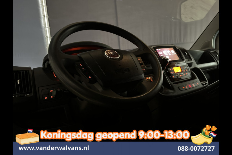 Fiat Ducato 2.2 MultiJet 141pk Automaat L1H1 Euro6 Airco | Navigatie | Camera | Cruisecontrol | LED Bijrijdersbank, 2500kg trekvermogen