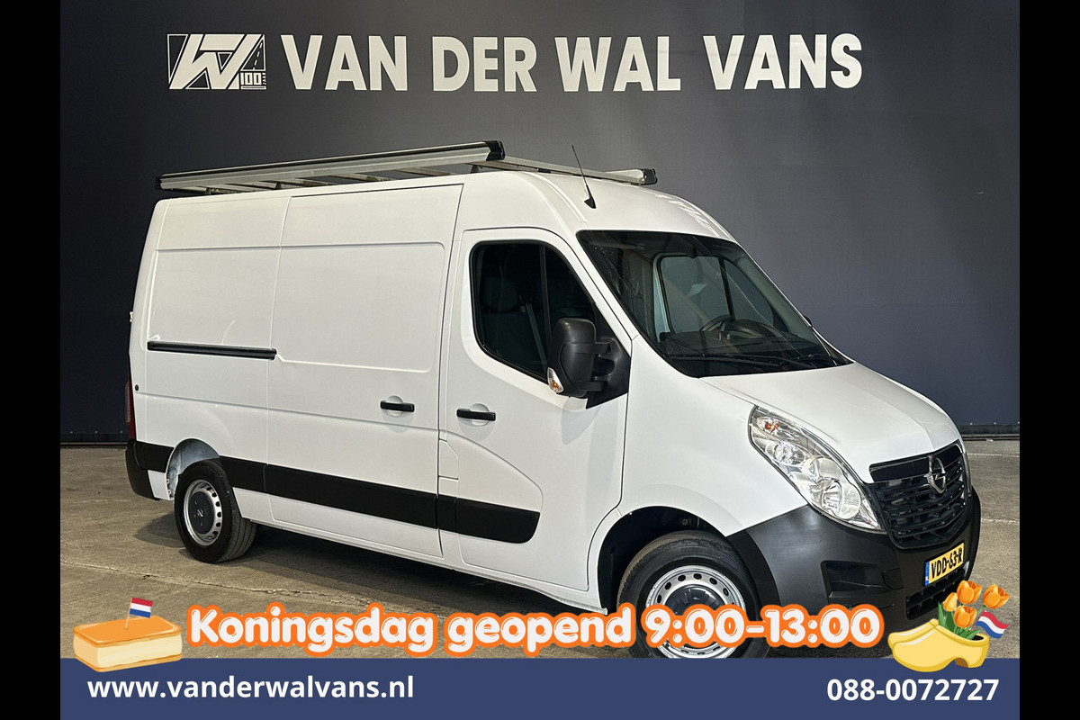 Opel Movano 2.3 CDTI 146pk L2H2 Euro6 Airco | Imperiaal | Navigatie | Camera | Cruisecontrol | 2500kg Trekhaak Parkeersensoren, Trap, Bijrijdersbank