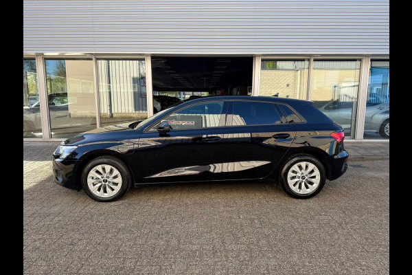Audi A3 Sportback 40 TFSI e Edition | Navigatie | Virtual | Cruise | Sportstoelen | Clima | 16".