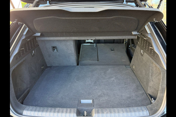 Audi A3 Sportback 40 TFSI e Edition | Navigatie | Virtual | Cruise | Sportstoelen | Clima | 16".